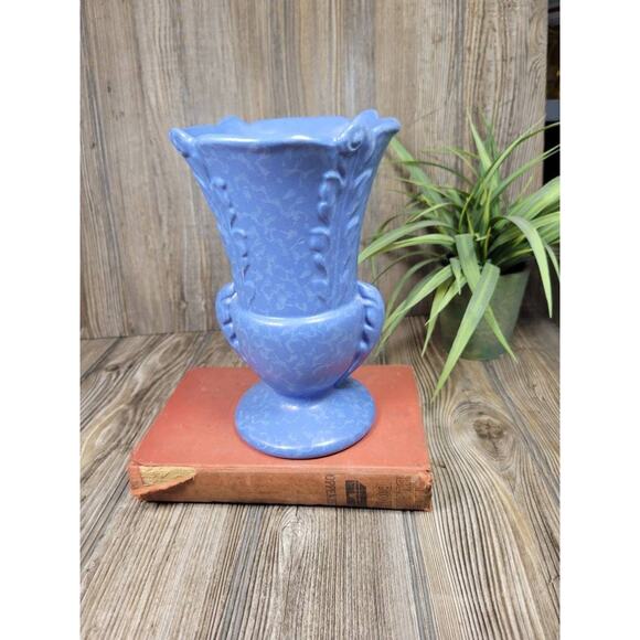 Vintage Rumrill Vase, Dutch Blue 528, Double Handle, Red Wing Pottery (Chip) - Picture 2 of 6